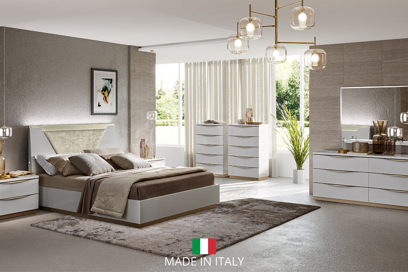 Kharma "Uph" White High Gloss Lacquer Solid Wood Velvet LED ItalianBedroom Bedroom Set