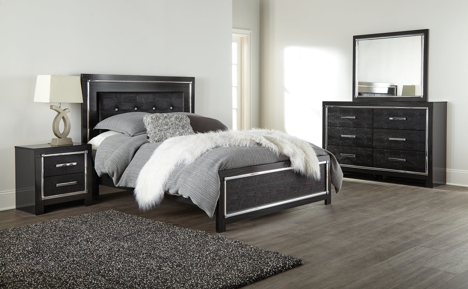 Kaydell Black Upholstered Panel Bedroom Set