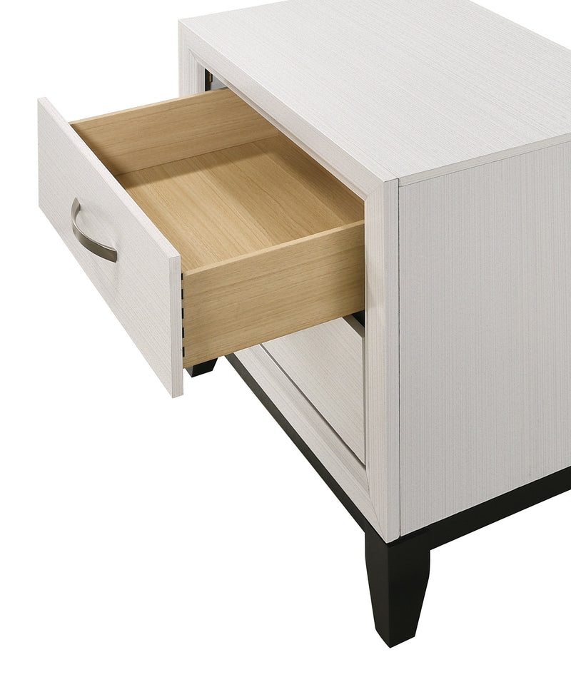 Akerson Chest Chalk, Contemporary Sleek And Modern Wood, Metal 5 Drawers