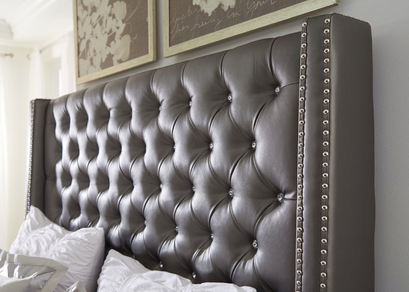 Coralayne Gray Full Upholstered Bed