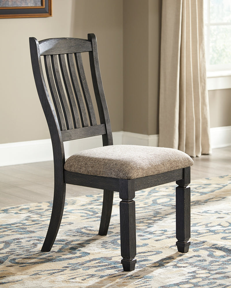 Tyler Creek Black/grayish Brown Dining Chair