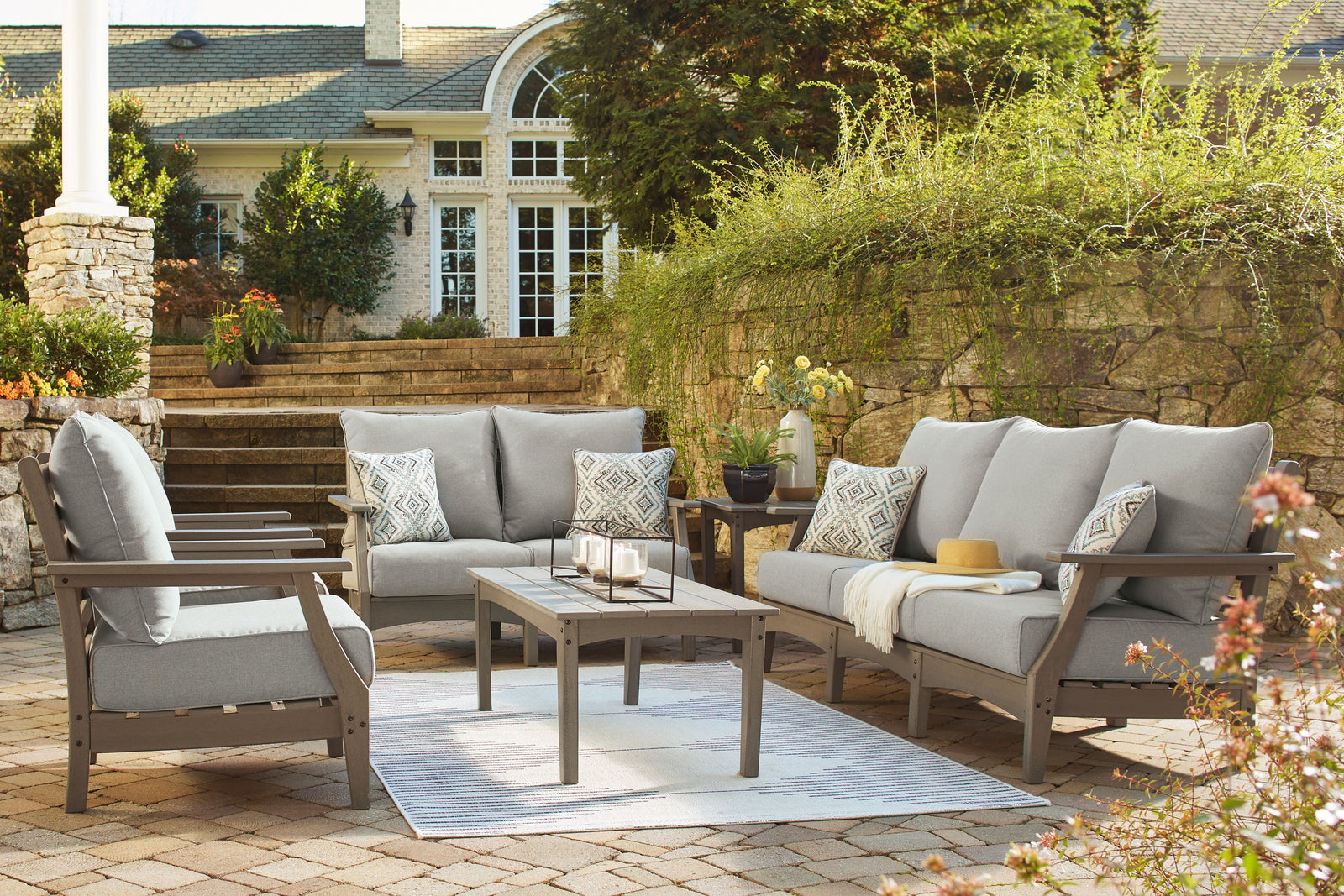 Visola Gray Outdoor Sofa And Loveseat With 2 Lounge Chairs And End Table