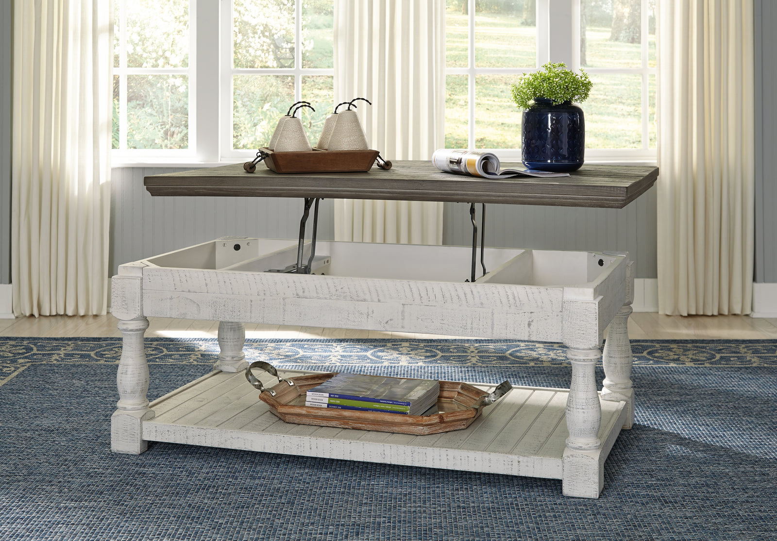 Havalance Gray/white Outdoor Coffee Table With End Table