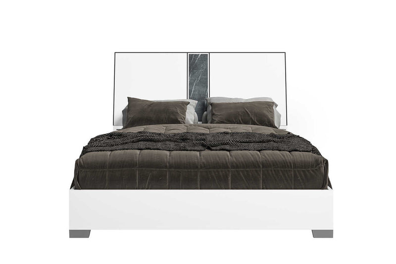 Bianca White Modern Contemporary High Gloss Lacquer Solid Wood LED Italian Bedroom Set