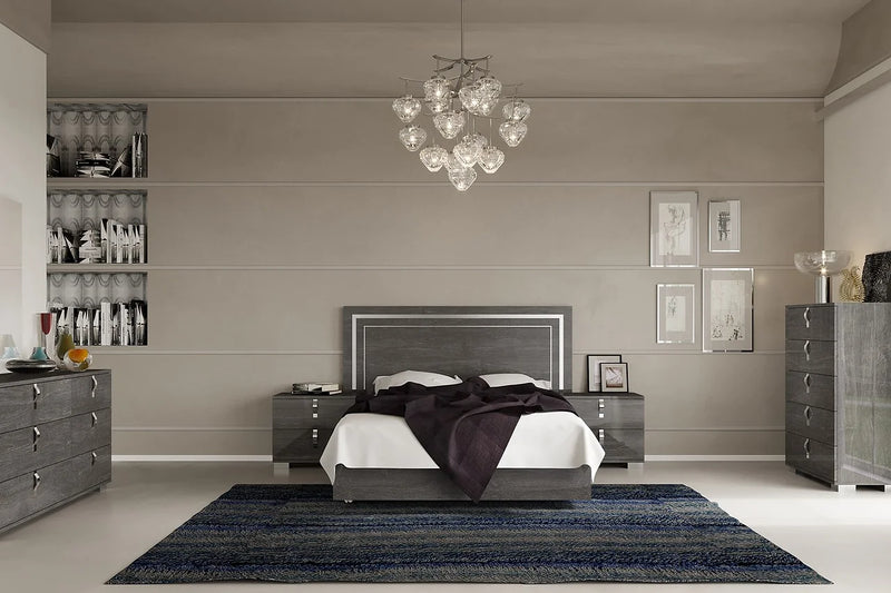 Sarah Grey Contemporary Solid Wood High Gloos Lacquer LED Panel ItalianBedroom Bedroom Set