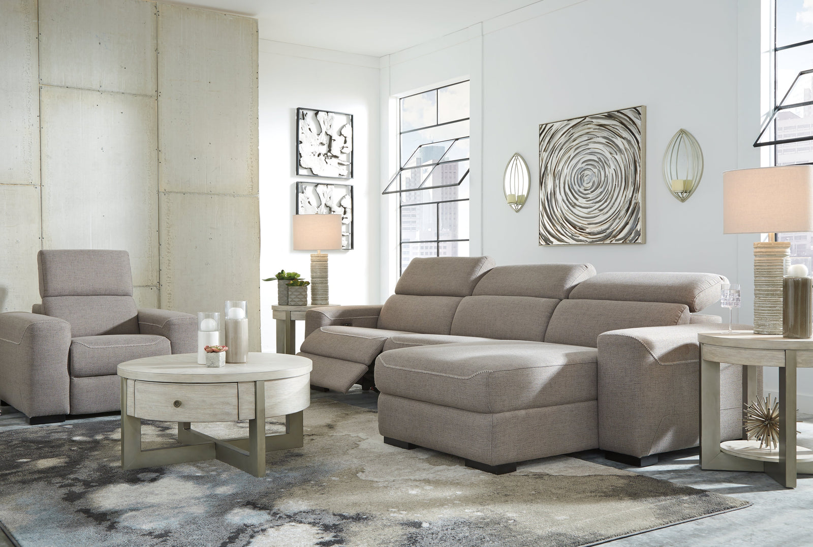 Mabton Gray 3-Piece Sectional With Recliner