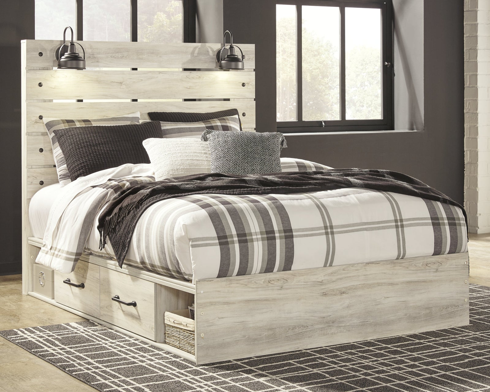 Cambeck Whitewash Queen Panel Bed With 2 Storage Drawers