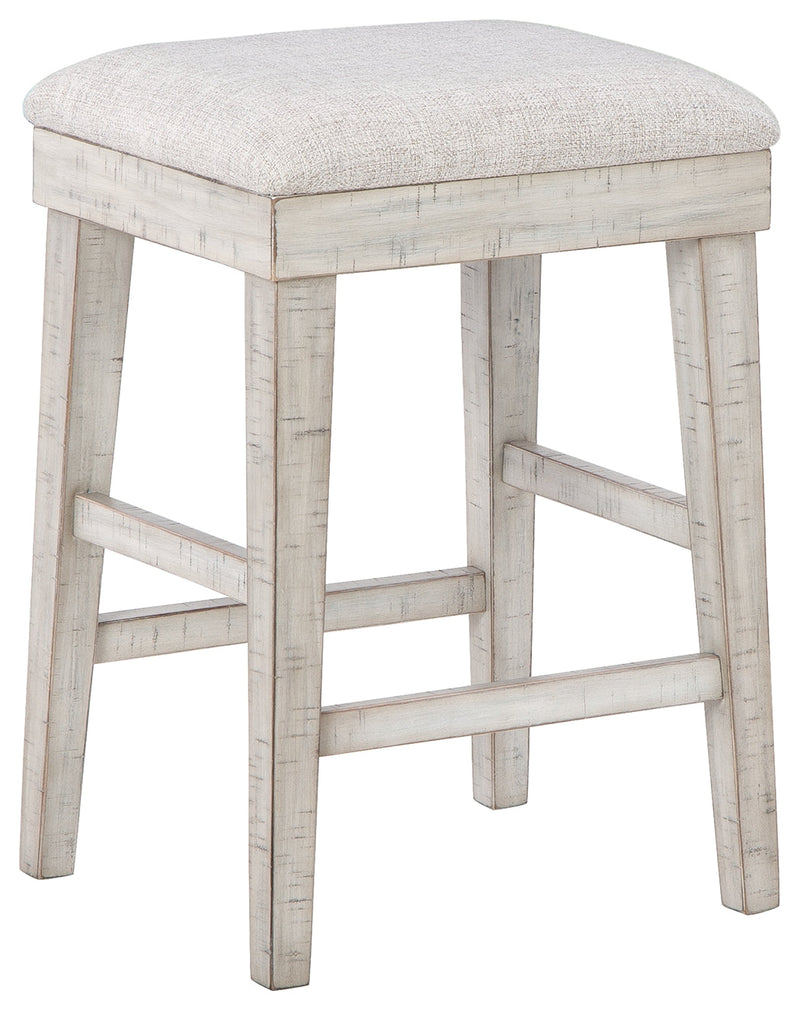 Carynhurst Whitewash Counter Height Dining Table And Bar Stools (Set Of 3)