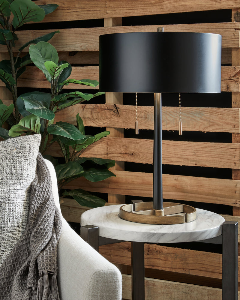 Amadell Black/gold Finish Table Lamp