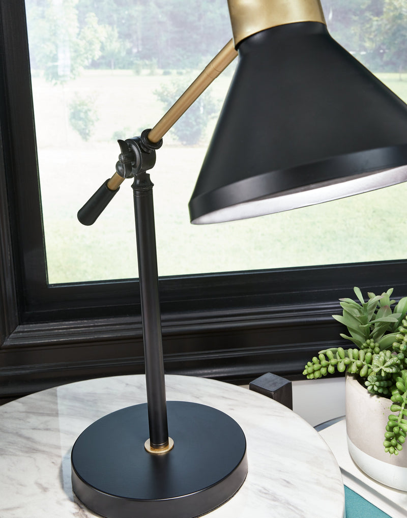 Garville Black/gold Finish Desk Lamp