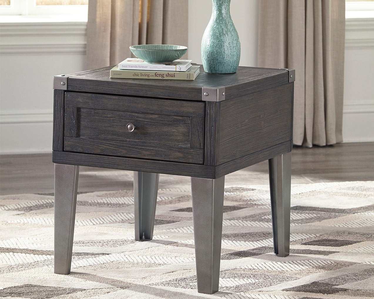 Todoe Dark Gray End Table With Usb Ports & Outlets